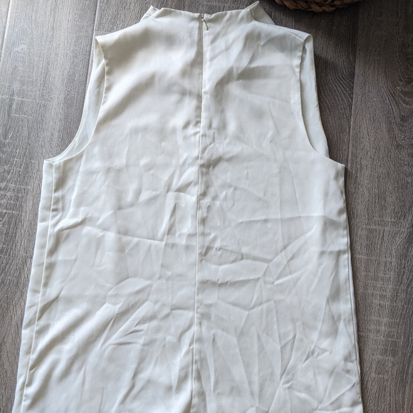 Cute formal top | Size 8 | H&M - Picture 3 of 5